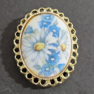 Vintage Hand Painted Porcelain Pendant Brooch Blue White Daisies Gold Tone 2"